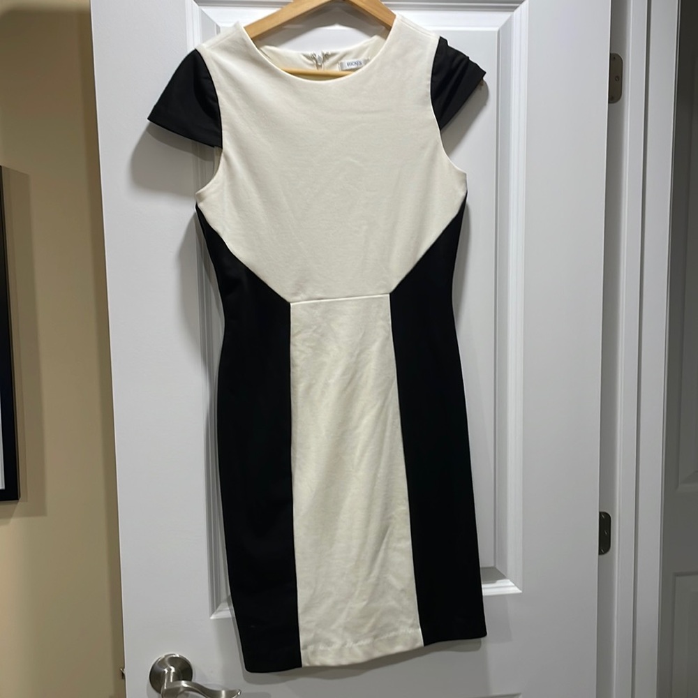♻️Black and white dress